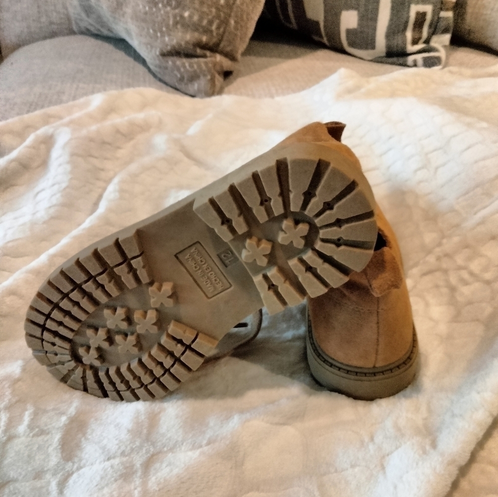 GAP Kids Suede High Top Boots - Picture 4 of 6